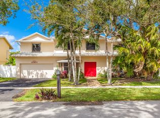 10407 SW 53rd St, Cooper City, FL 33328