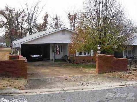 1st image of 903 N Manor Dr