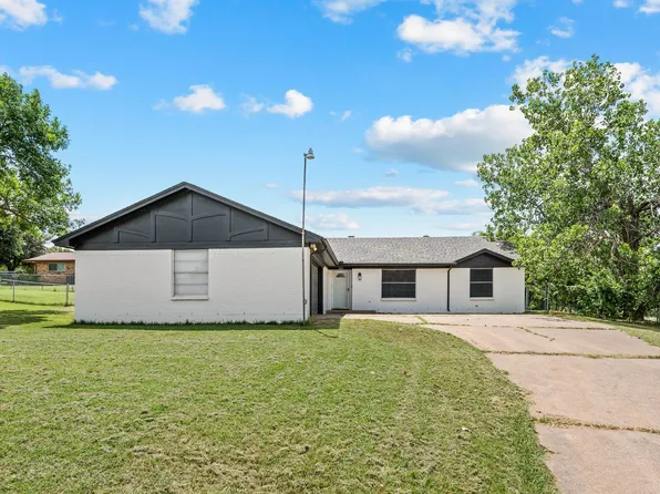 103 Park Trail Pl, Joshua, TX 76058