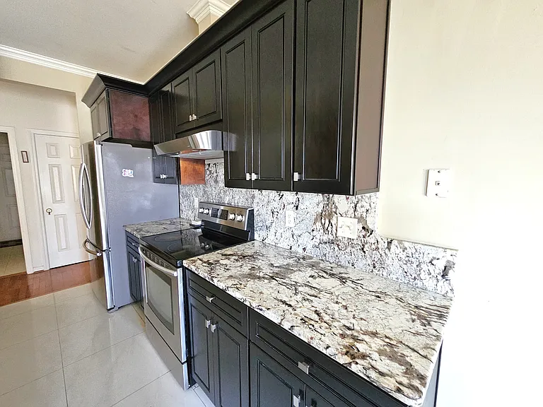 7 Bushberry Way — Photo 16