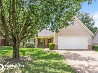 4355 Shadow Ridge Dr, Horn Lake, MS 38637
