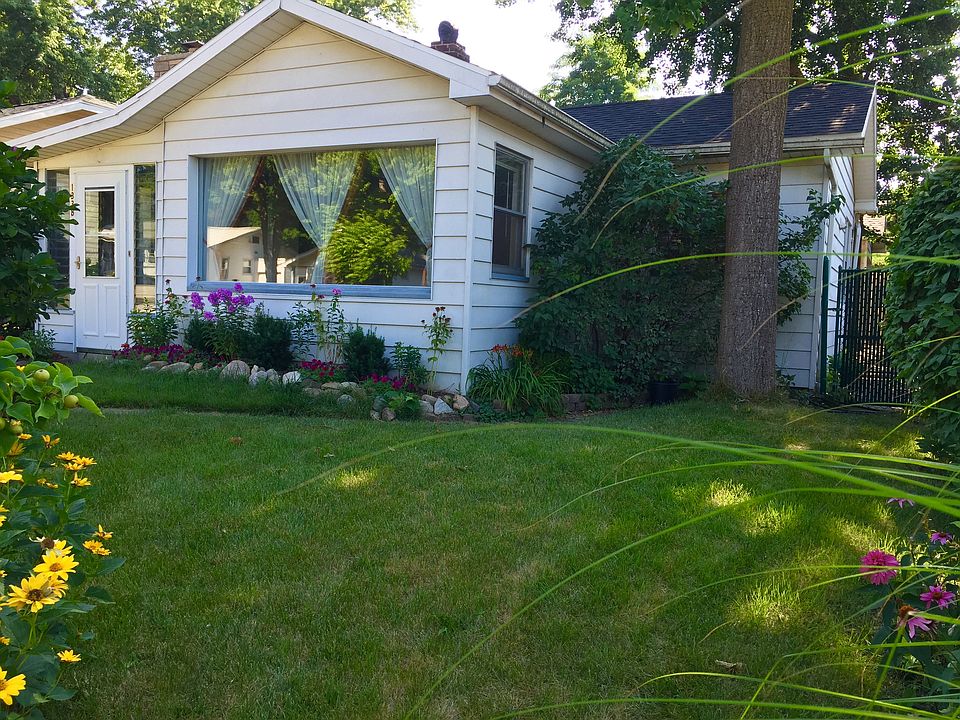 1st image of 1338 S 31st St