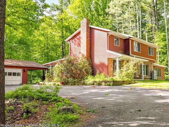 91 Pleasant Ridge Drive, West Hurley, NY 12491