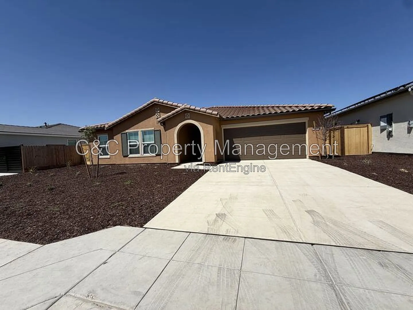 4 bed, 3.0 bath, 2628 sqft, $2,900 — Photo 1