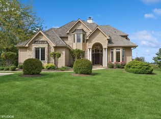 1526 Eagle Ridge Dr, Antioch, IL 60002