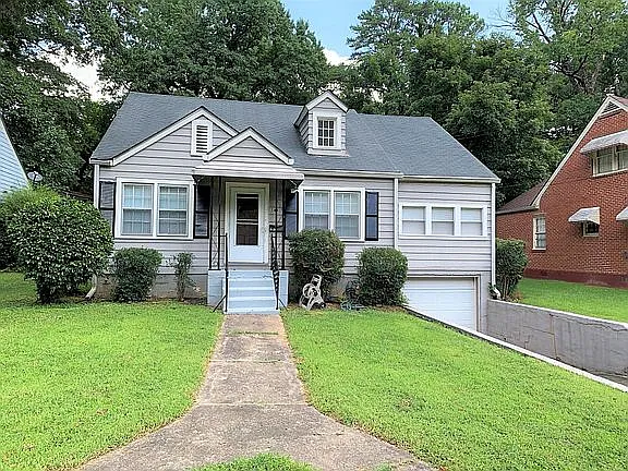 549 Lynnhaven Dr SW