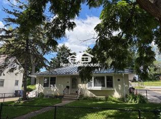 991 Burns Ave, Saint Paul, MN 55106
