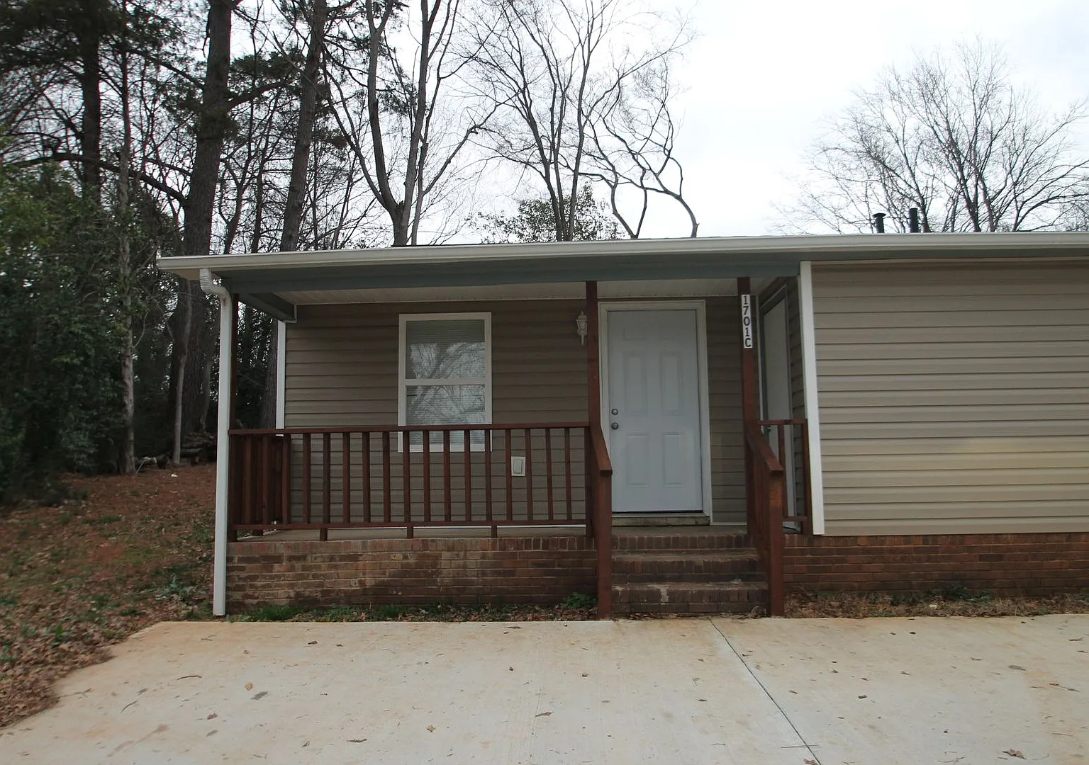 Exclusively Offered by Muse Realty, LLC — Photo 2