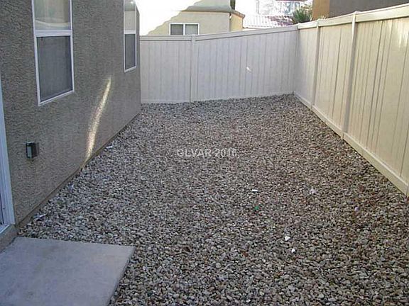 5th image of 1137 Claire Rose Ave
