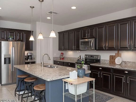 2nd image of 4403 W South Butte Rd