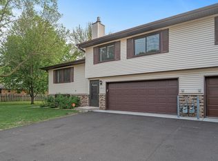 5511 84 1/2 Ave N, Brooklyn Park, MN 55443