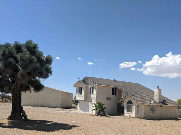 10330 Shasta Rd, Phelan, CA 92371