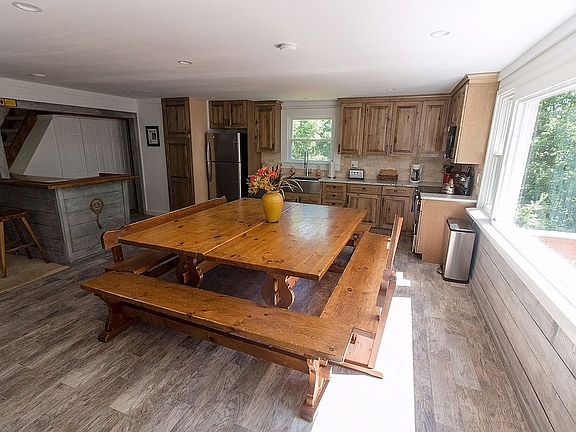 Spacious kitchen
