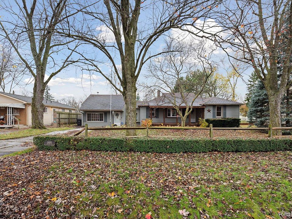 1st image of 16438 Ziegler St