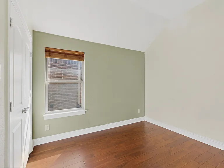 6819 Saint Francis Ct — Photo 24