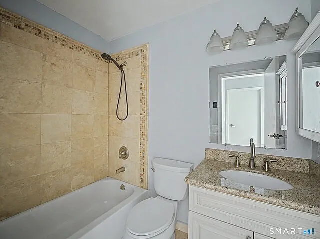 104 North St #604 — Photo 13