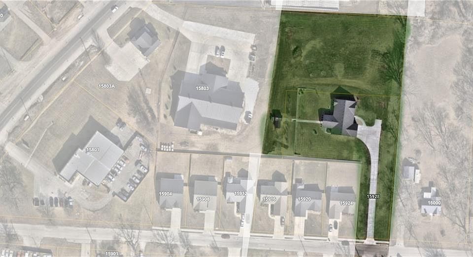 1st image of 15928 E Cogan Ln