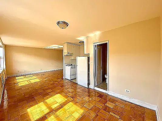 3rd image of 8635 21st Ave APT 3U
