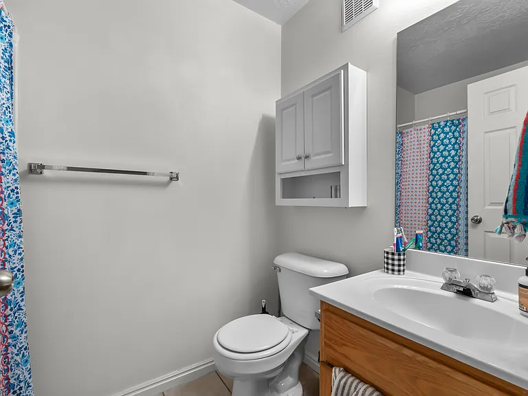 551 N 200 E #106 — Photo 9
