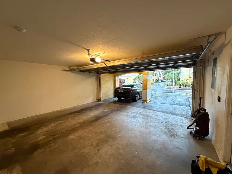 2109 Shadow View Cir — Photo 22