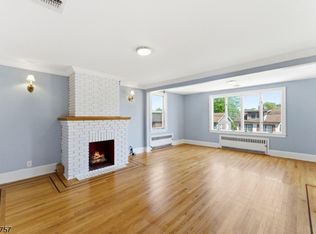 773 Kingsland Ln, Ridgefield, NJ 07657