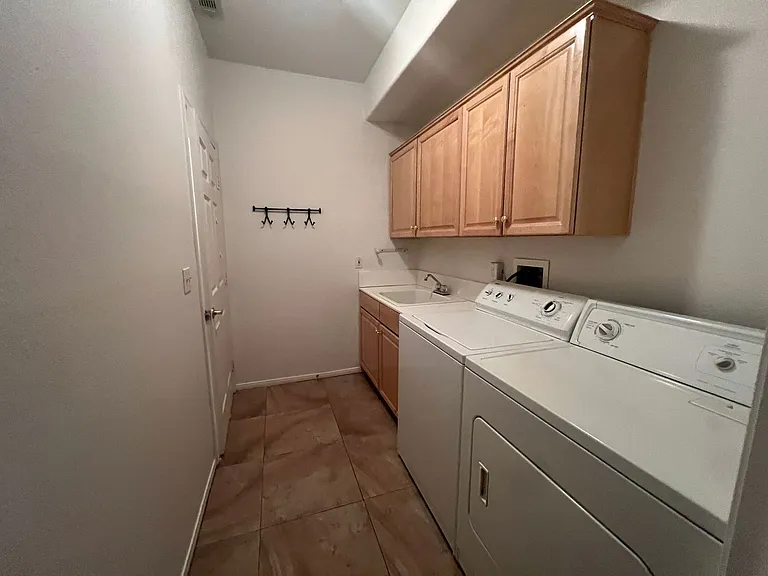 8791 Crystal Port Ave — Photo 27