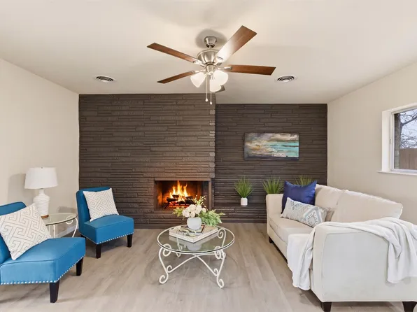 829 Joanna Dr, Hurst, TX 76053