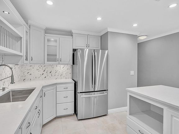 2nd image of 180 Cypress Club Drive #804