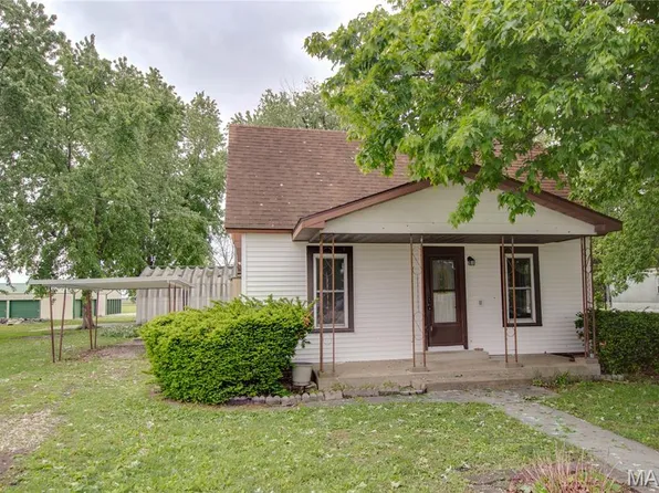 334 E Malone St, Palmyra, IL 62674