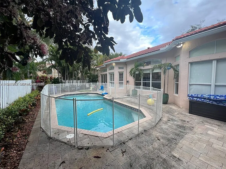 5283 SW 33rd Way — Photo 15