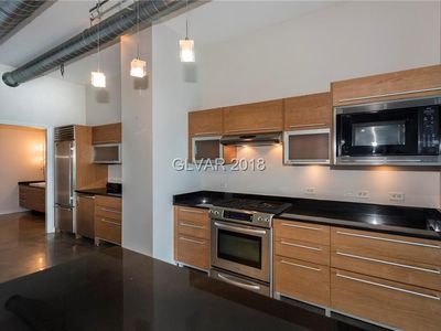 200 Hoover Ave Unit 1608, Las Vegas, NV, 89101