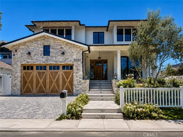 1002 10th St, Manhattan Beach, CA 90266