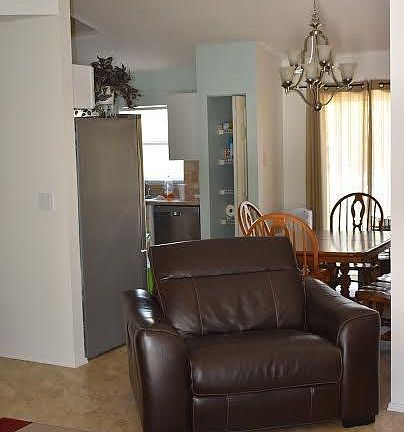 3rd image of 13 White Feather Ln