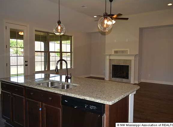 5th image of 6270 Dixon Dr