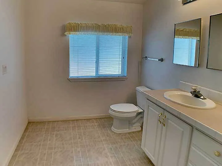 6303 Windlestraw Rd — Photo 13