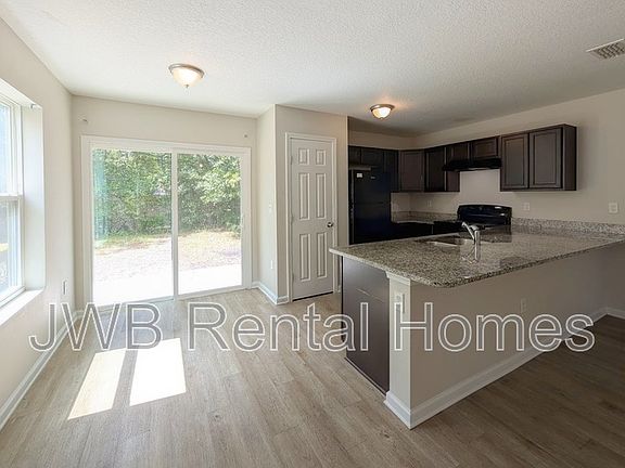 3rd image of 7804 Playschool Ln