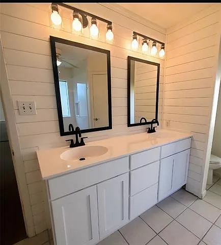 812 N Lake Verret Ct — Photo 12