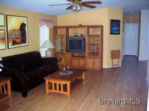 5th image of 5378 Hammerstone Ct #M10