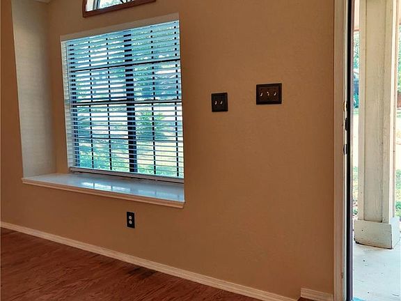 5th image of 4214 Alexandria Dr