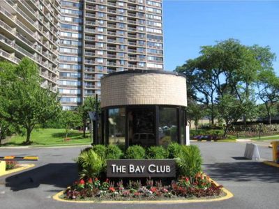2 Bay Club Drive #6Z4, Flushing, NY, 11360