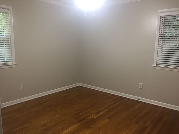 Main Bdrm  w/ updated paint