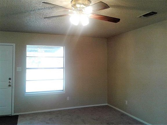 4th image of 600 Rockledge Dr