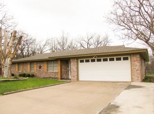 409 Maple Ln, Stephenville, TX 76401