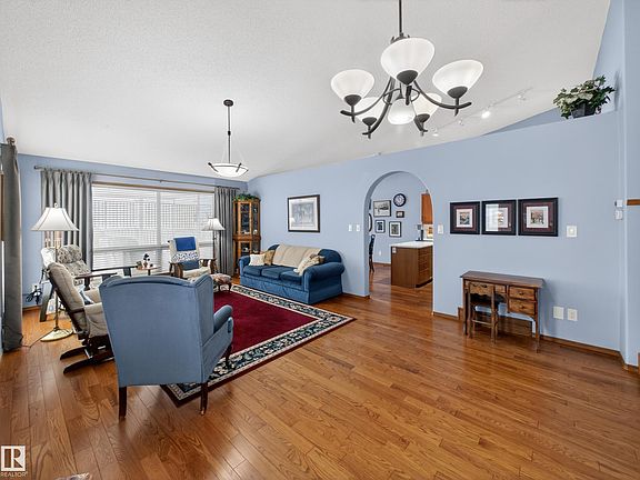 4th image of 85 Gervais Rd Unit 7