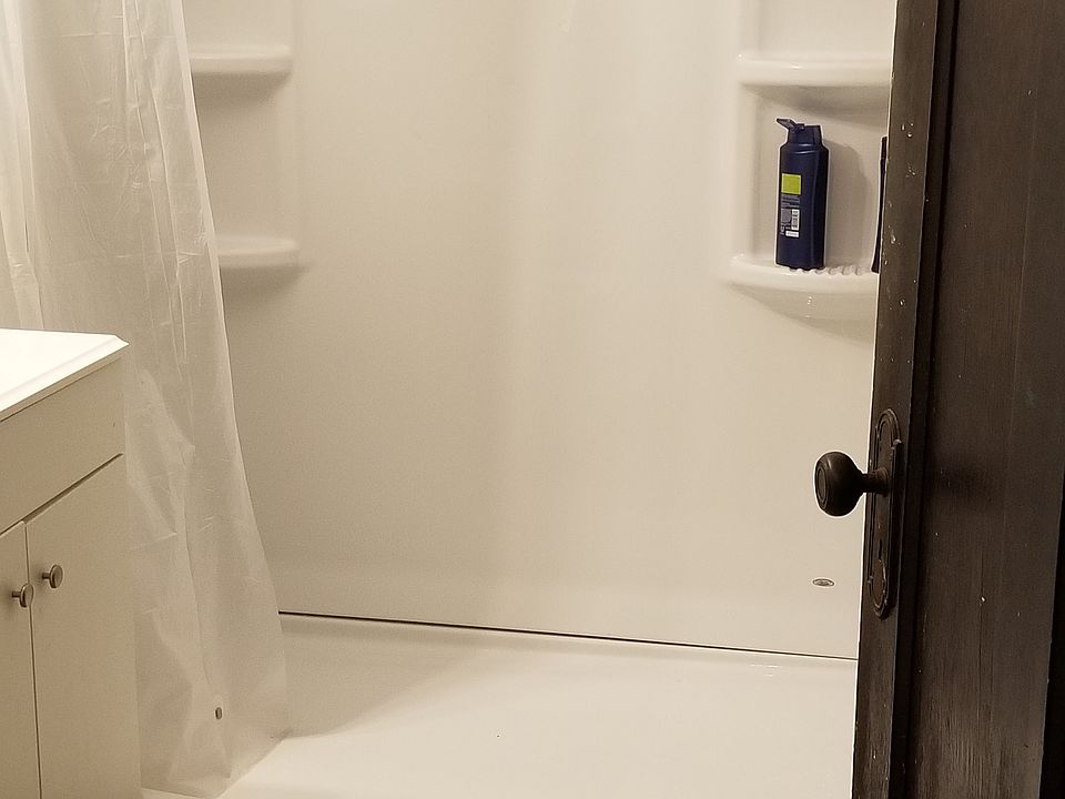 1st image of 2963 N Maryland Ave #1