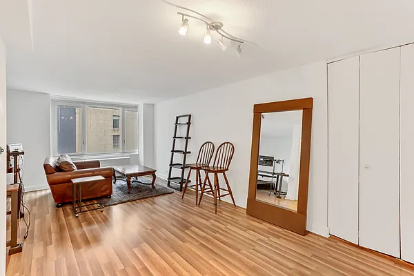 Rented by Oxford Property Group | media 15