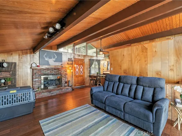 535 Sunderland Ct, Lake Arrowhead, CA 92352