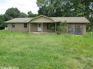 300 N 1st St, Austin, AR 72007