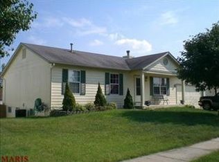 710 Whispering Willow Dr, O'Fallon, MO