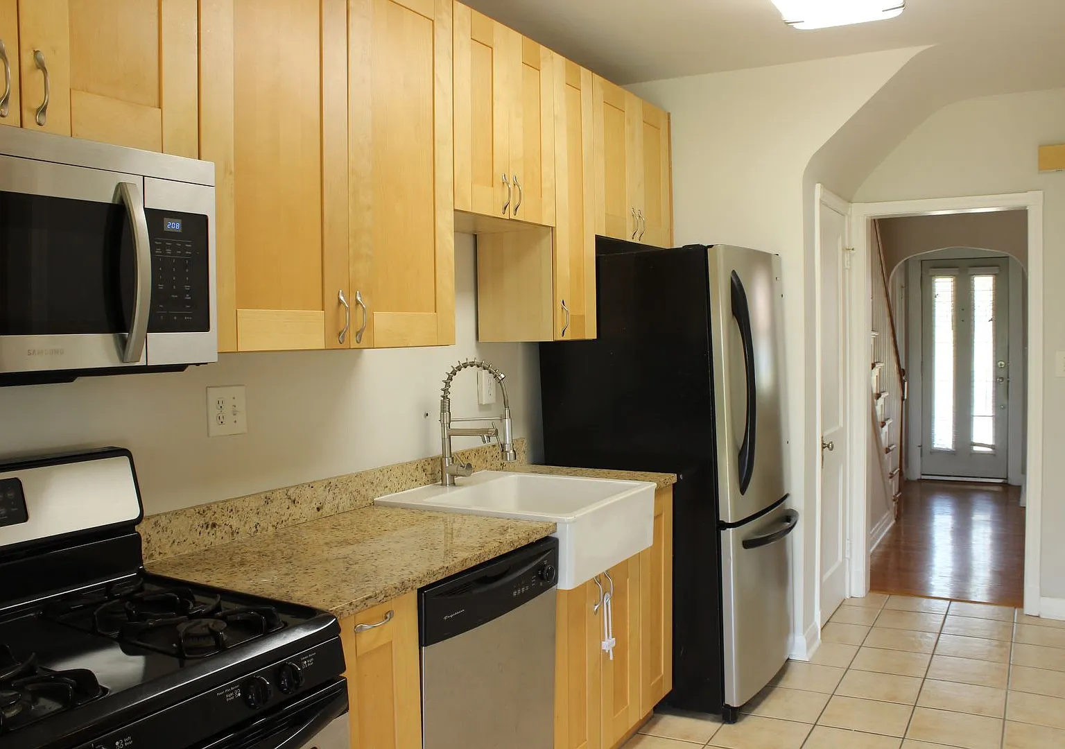 Welcome Home 3515 Parklawn Ave, Baltimore, MD 21213 — Photo 2